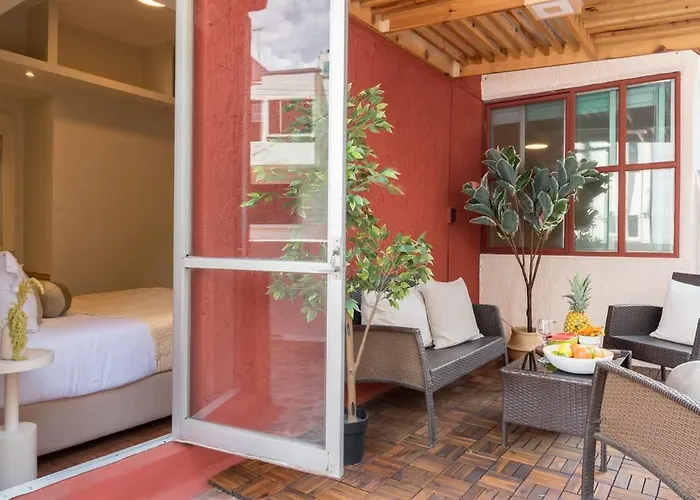 Huge 4br Super Located *