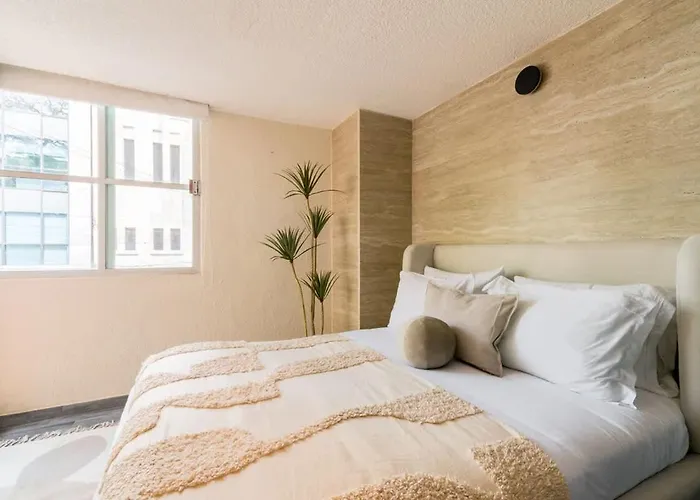Apartment Huge 4br Super Located *