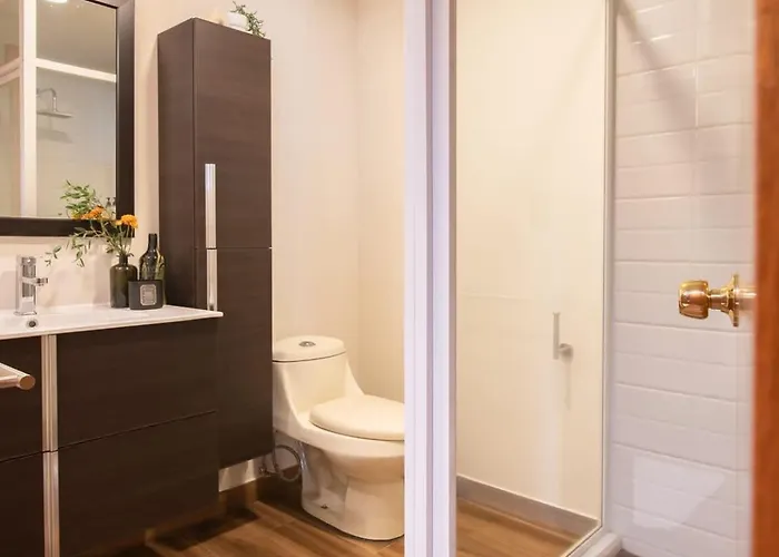 Huge 4br Super Located *
