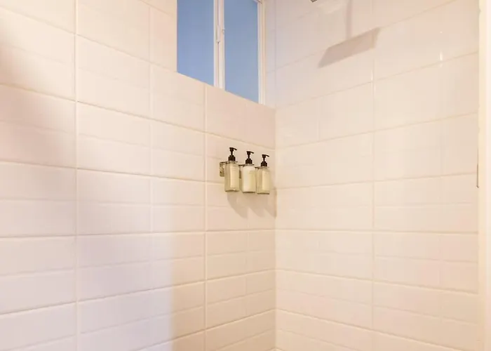 Huge 4br Super Located Apartment